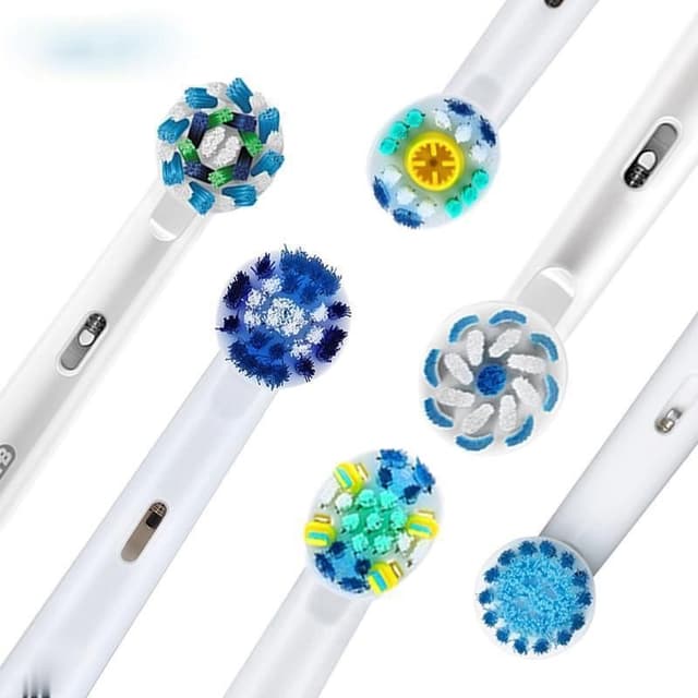 หัวแปรงสีฟันสำหรับแปรงสีฟันไฟฟ้า Oral B ทุกรุ่น 1 กล่อง มี 4