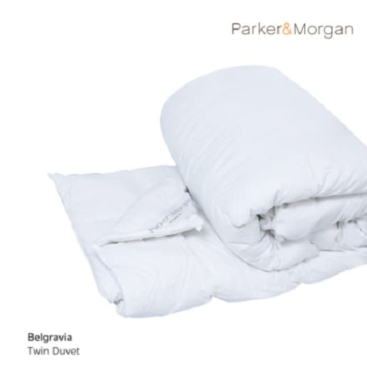 Parker&Morgan รุ่น Belgravia ไส้ผ้านวมขนห่านแท้ 90/10 ขนาดเตียงเดี่ยว มอบสัมผัสแห่งการพักผ่อนระดับพรีเมี่ยมด้วยความนุ่มฟูเบาสบาย พร้อมคุณสมบัติในการปรับอุณหภูมิให้เหมาะสมในทุก
