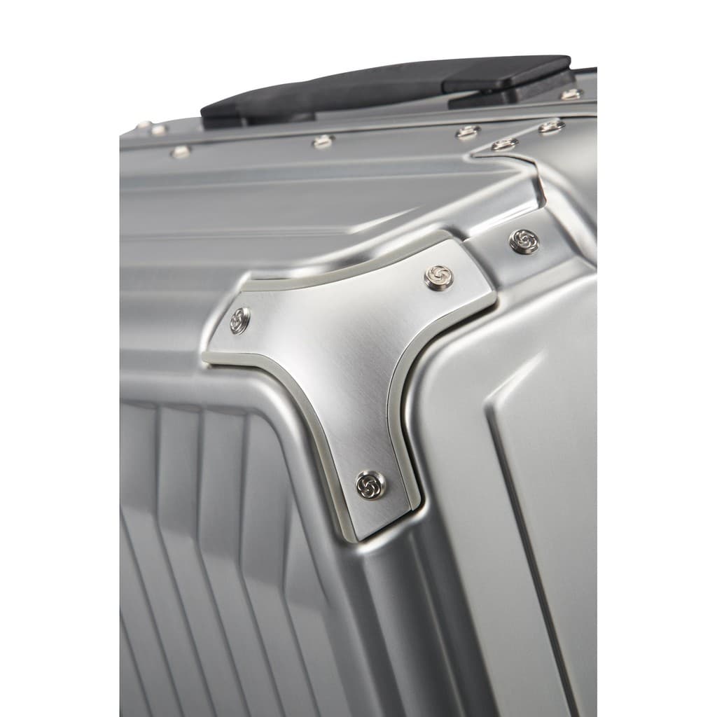 SAMSONITE รุ่น LITE-BOX ALU SPINNER 55/20 กระเป๋าเดินทางอลูมิเนียม 20 นิ้ว แบบเฟรมล็อก ทนทานหรูหรา สำหรับนักเดินทางที่ต้องการความเหนือระดับ https://lnwchill.com