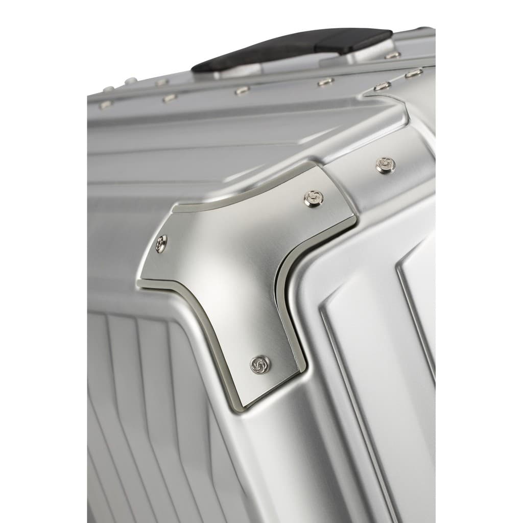 SAMSONITE รุ่น LITE-BOX ALU SPINNER 76/28 กระเป๋าเดินทางอลูมิเนียม 28 นิ้ว แบบเฟรมล็อก ดีไซน์หรูหรา ทนทาน ปกป้องสัมภาระเหนือระดับ https://lnwchill.com