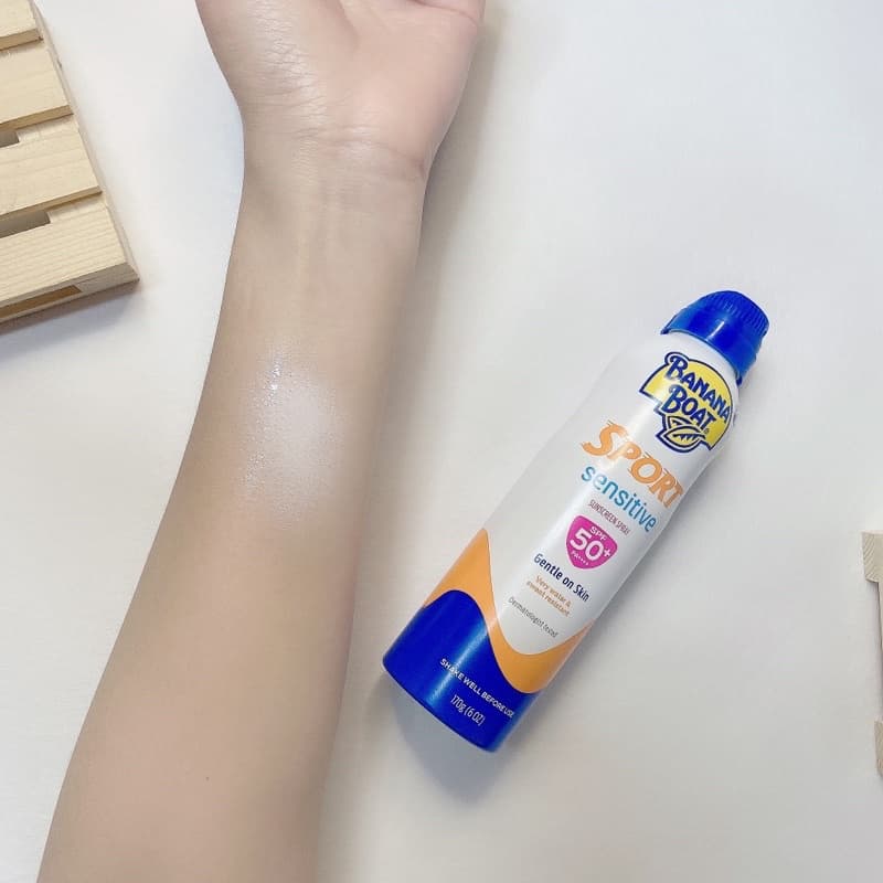 Banana Boat Sport Sensitive Sunscreen Spray SPF50+ PA++++ (170 g.) STS22 https://lnwchill.com