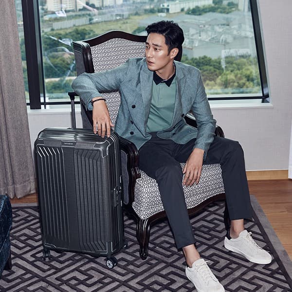 SAMSONITE รุ่น LITE-BOX 75/28 กระเป๋าเดินทาง 28 นิ้ว วัสดุ Woven Polypropylene นวัตกรรมความเบา แข็งแกร่งทนทาน ดีไซน์พรีเมี่ยม https://lnwchill.com
