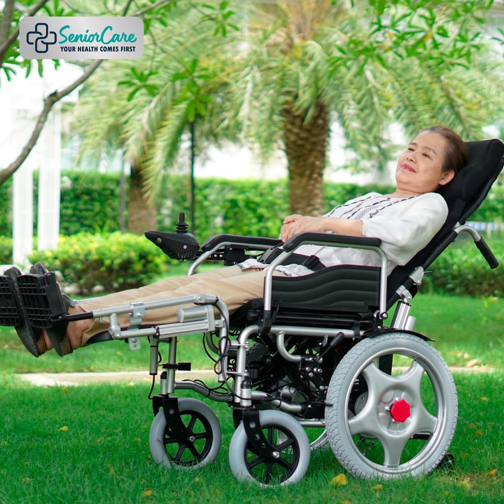 Synergy รุ่น เอ๊กซ์คลูซีฟ พลัส วีลแชร์ไฟฟ้า ปรับเอนนอนได้ พร้อมรีโมทคอนโทรล เพิ่มความสบายและอิสระในการเคลื่อนที่ https://lnwchill.com