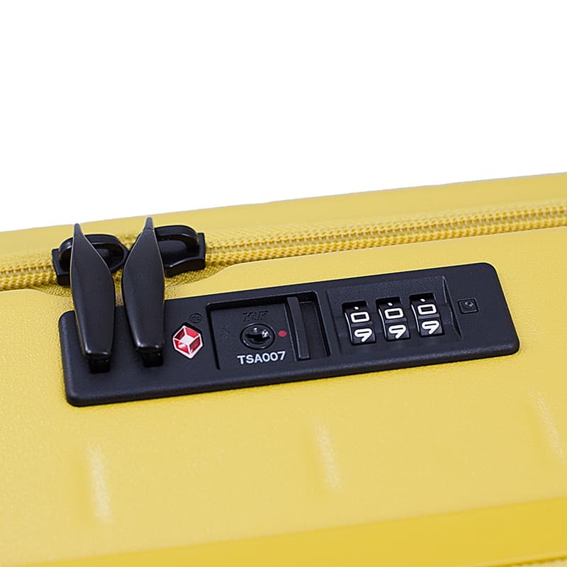 Caggioni รุ่น Espace N20022 กระเป๋าเดินทาง PC 100% สีเหลือง ฝาหน้าเปิดได้สะดวก มีช่องใส่โน้ตบุ๊ก (เฉพาะ 20 นิ้ว) ล้อคู่ลื่น และรับประกัน 3 ปี https://lnwchill.com