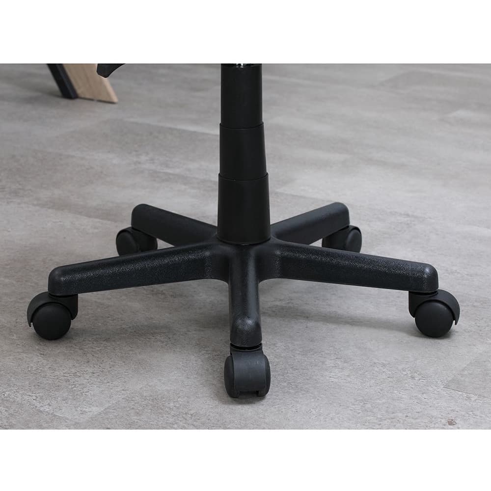 INDEX LIVING MALL เก้าอี้นั่งทำงาน เก้าอี้สำนักงานพนักพิงกลาง รุ่น ซากุ - สีดำ เก้าอี้สีดำ รับน้ำหนักได้ 100 กิโลกรัม ปรับระดับความสูงด้วยระบบ Gas Lift 120 มิลลิเมตร https://lnwchill.com