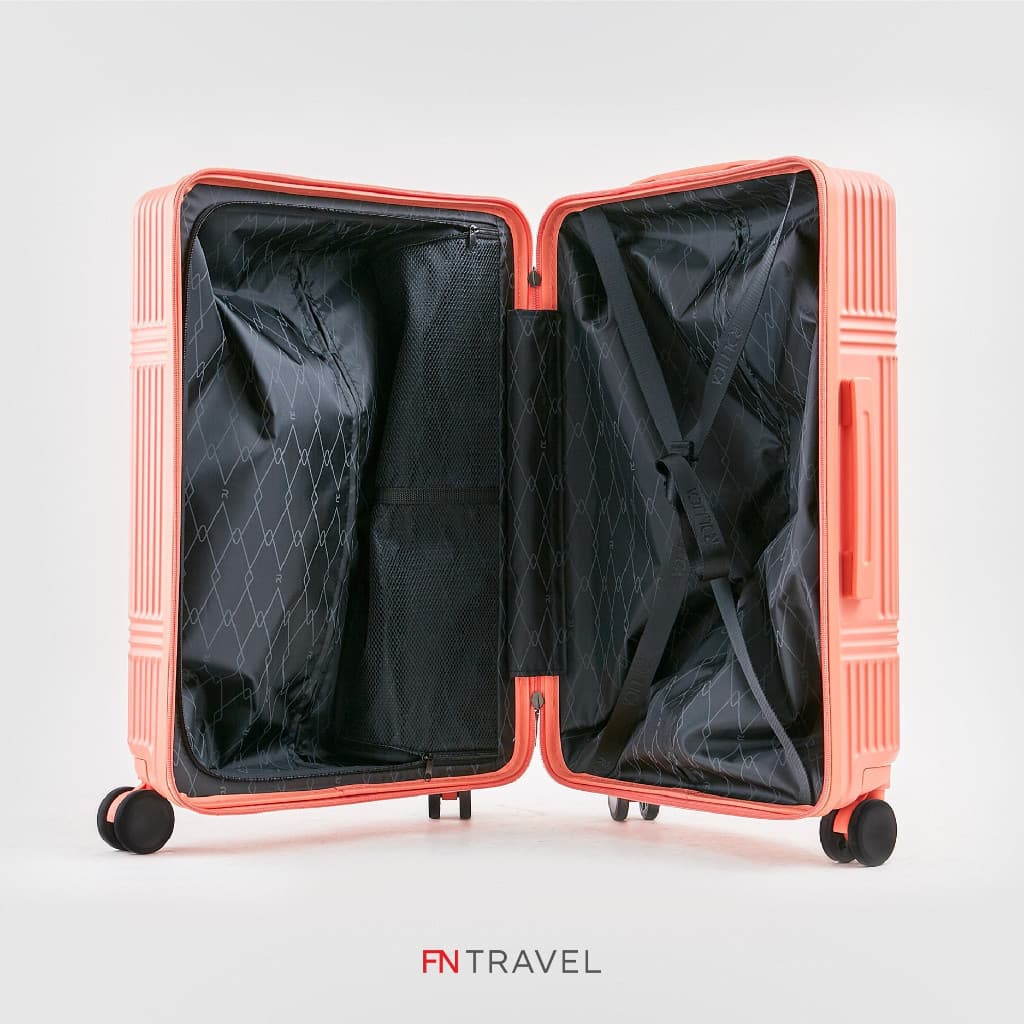 Rollica รุ่น Roma Liner กระเป๋าเดินทาง 20 นิ้ว โพลีคาร์บอเนต 100% พร้อมซิปขยาย Unhack ziptech และ TSA LOCK เพื่อความปลอดภัยสูงสุดในการเดินทาง https://lnwchill.com