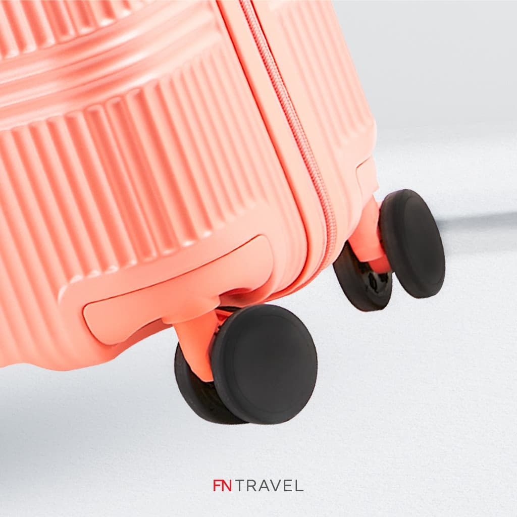 Rollica รุ่น Roma Liner กระเป๋าเดินทาง 20 นิ้ว โพลีคาร์บอเนต 100% พร้อมซิปขยาย Unhack ziptech และ TSA LOCK เพื่อความปลอดภัยสูงสุดในการเดินทาง https://lnwchill.com
