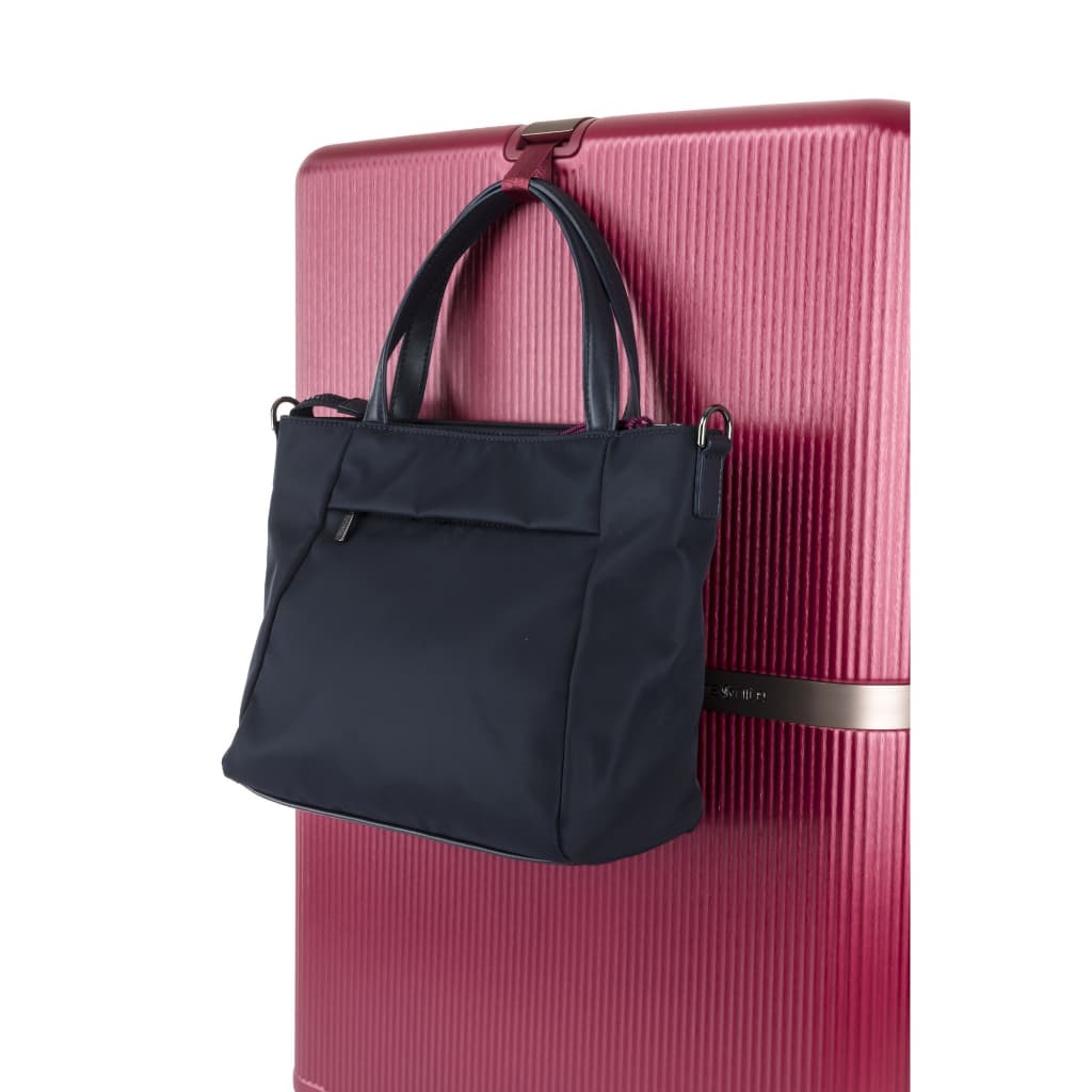 SAMSONITE รุ่น MINTER กระเป๋าเดินทางล้อลากขยายได้ขนาด 30 นิ้ว ดีไซน์เรียบหรูทันสมัย วัสดุโพลีคาร์บอเนตแข็งแรงทนทานพร้อมระบบล้อลากกันสะเทือนเพื่อการเดินทางที่เหนือกว่า https://lnwchill.com