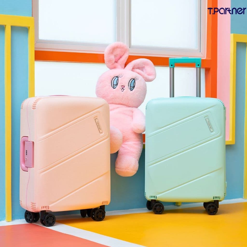 Tpartner รุ่น Click series กระเป๋าเดินทาง PP Hard Case แข็งแรงพิเศษ ระบบ Extra Security 4 Point Lock รับประกัน 3 ปี https://lnwchill.com