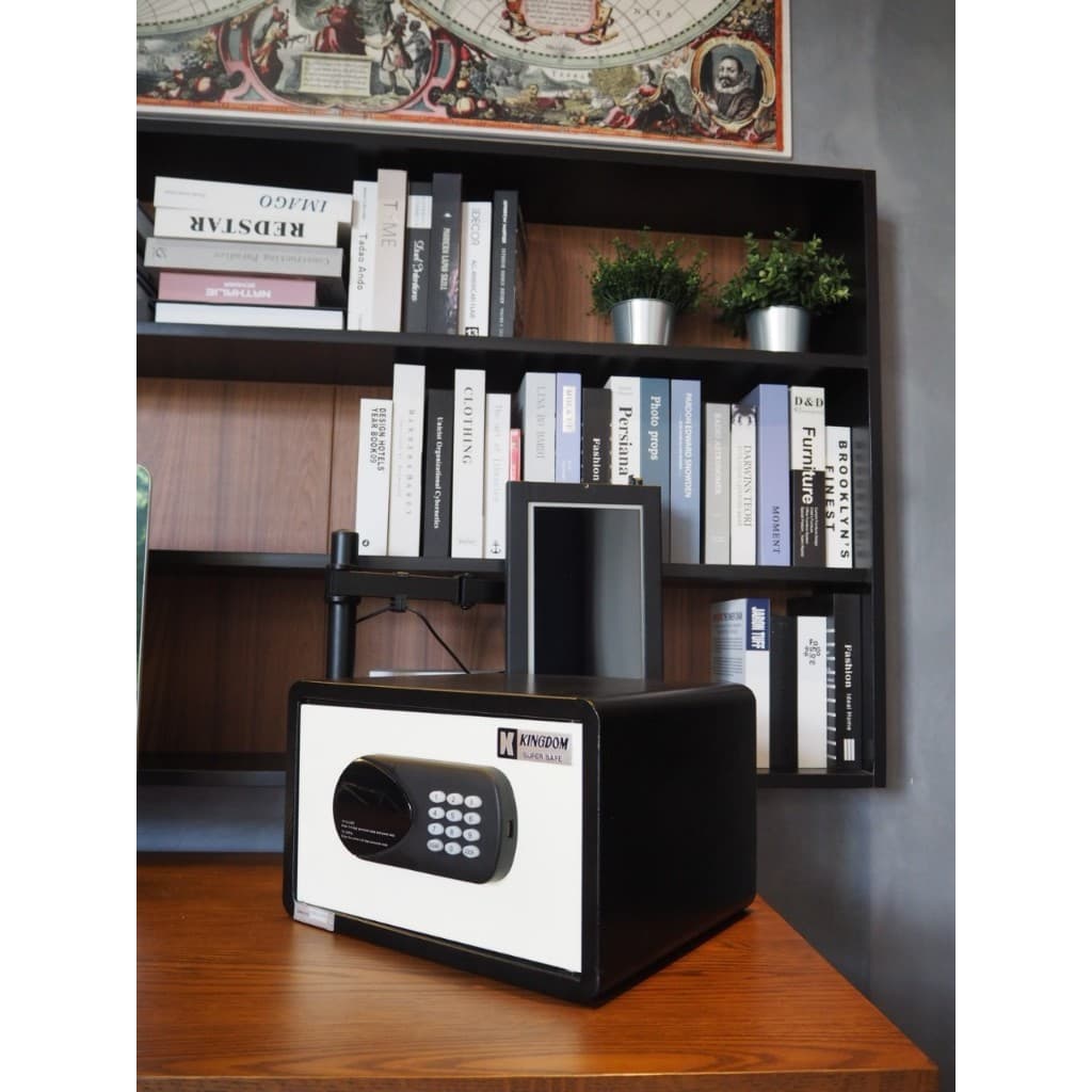 Kingdom รุ่น SAE-1810WH ตู้เซฟนิรภัยขนาดเล็ก ระบบ Digital Motor Drive พร้อมบริการหลังการขาย Lifetime Service https://lnwchill.com