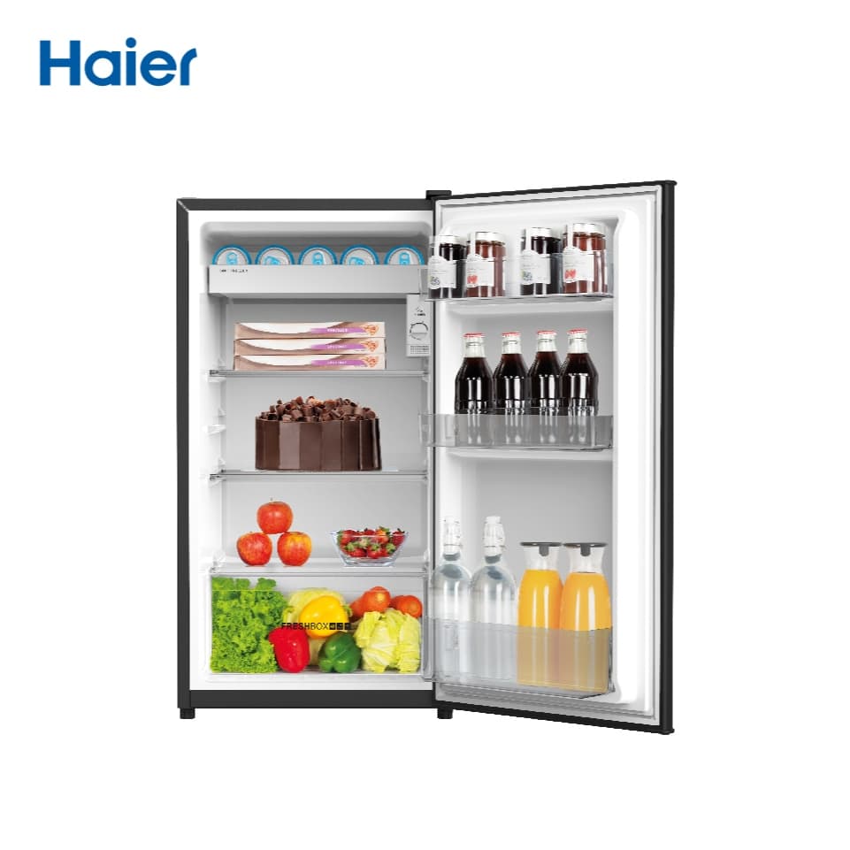 Haier รุ่น HR-SD95 ตู้เย็นมินิบาร์ 3.1 คิว 90 ลิตร สีดำ Reversible Door เย็นเงียบ ยับยั้งแบคทีเรียด้วย Activated Carbon ประหยัดพื้นที่ เหมาะสำหรับหอพักและคอนโด https://lnwchill.com