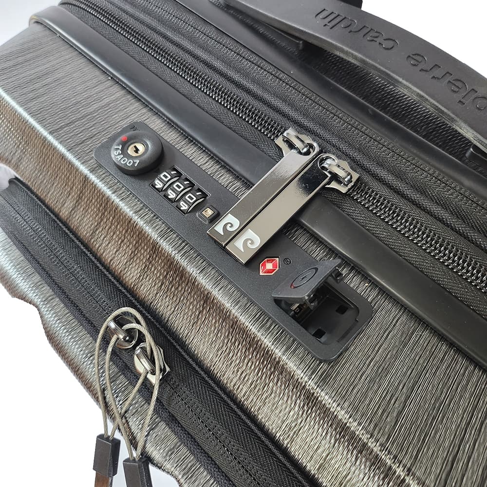 Pierre Cardin รุ่น PLCY4-1860 กระเป๋าเดินทาง 18 นิ้ว วัสดุ PC Polycarbonate เปิดฝาหน้าได้ พร้อม TSA Lock และซิป 2 ชั้นเพื่อความปลอดภัยสูงสุด https://lnwchill.com