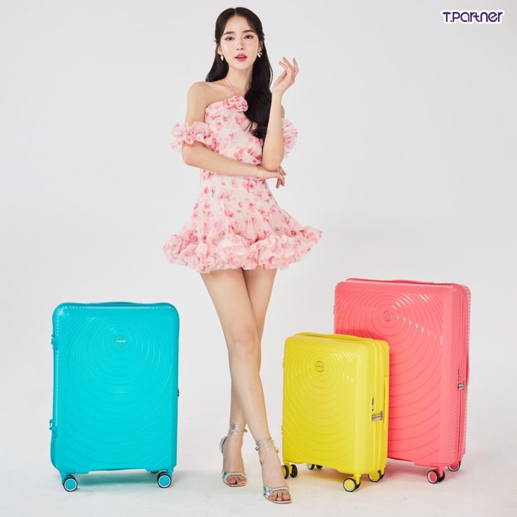 Tpartner รุ่น Sunny Series กระเป๋าเดินทางเฟรมซิป HS PP100% นวัตกรรม Heat Stabilizer เพิ่มความทนทาน สีสันสดใส ดีไซน์โดดเด่น ปกป้องสัมภาระด้วยซิป 2 ชั้น https://lnwchill.com