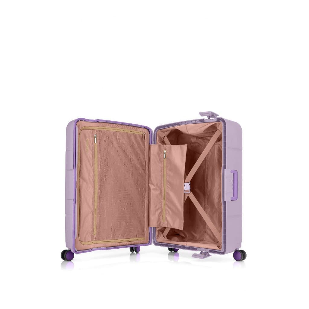 AMERICAN TOURISTER รุ่น TRIGARD SPINNER 79/29 TSA กระเป๋าเดินทาง 29 นิ้ว ระบบล็อก 3 จุด XtraSecu™ เพื่อความปลอดภัยสูงสุดในการเดินทาง https://lnwchill.com