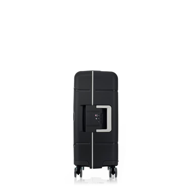 AMERICAN TOURISTER รุ่น TRIGARD SPINNER 55/20 TSA กระเป๋าเดินทาง 20 นิ้ว ระบบล็อก 3 จุด XtraSecu™ เพื่อความปลอดภัยสูงสุด มั่นใจทุกการเดินทาง https://lnwchill.com