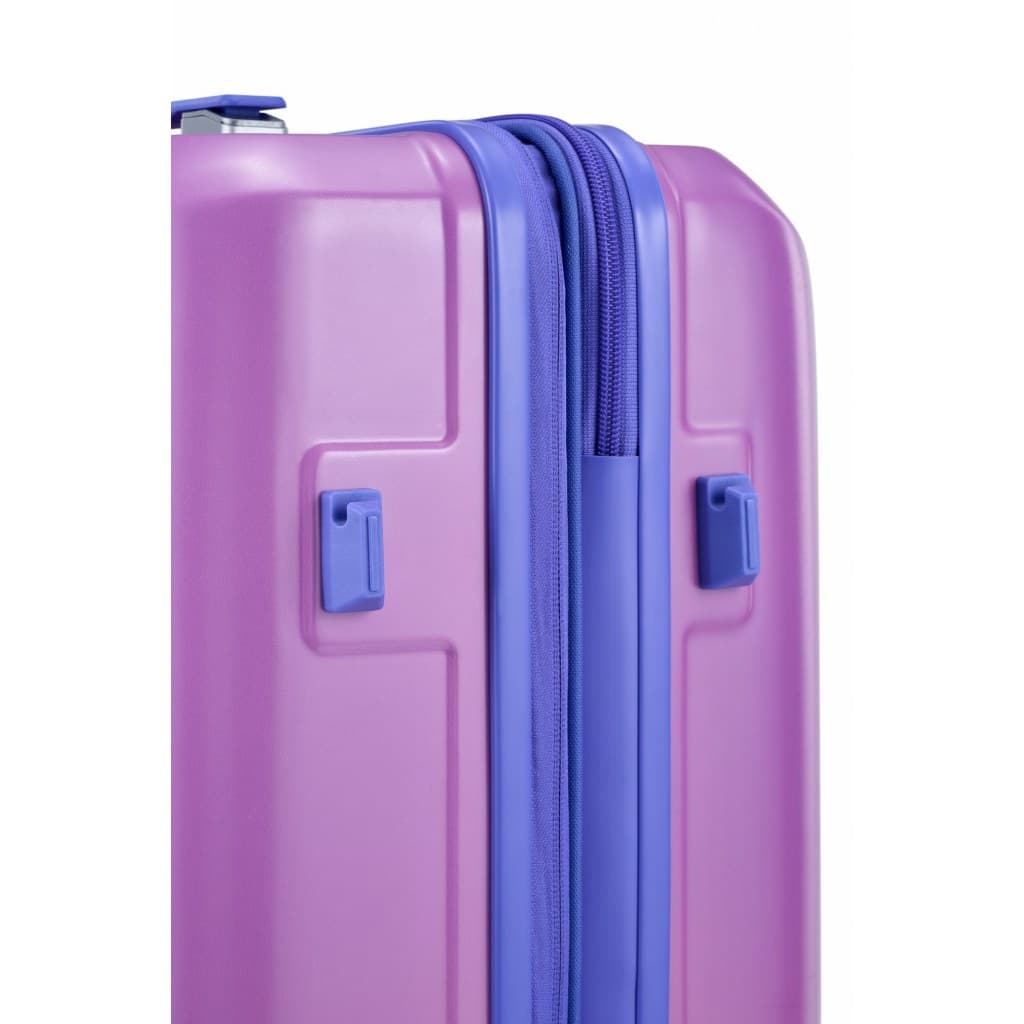AMERICAN TOURISTER รุ่น AT X THE SMURFS SPINNER 67 กระเป๋าเดินทาง 24 นิ้ว ล้อลากขยายได้ ดีไซน์ลิขสิทธิ์แท้ พร้อมระบบ TSA Lock https://lnwchill.com