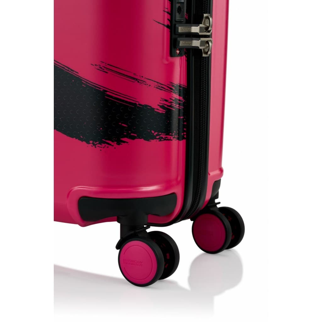 AMERICAN TOURISTER รุ่น ATX SQUID GAME SPINNER 52/18 TSA กระเป๋าเดินทาง 18 นิ้ว ล้อลาก ดีไซน์ลิมิเต็ดจากซีรีส์ดัง ล็อก TSA ปลอดภัย https://lnwchill.com