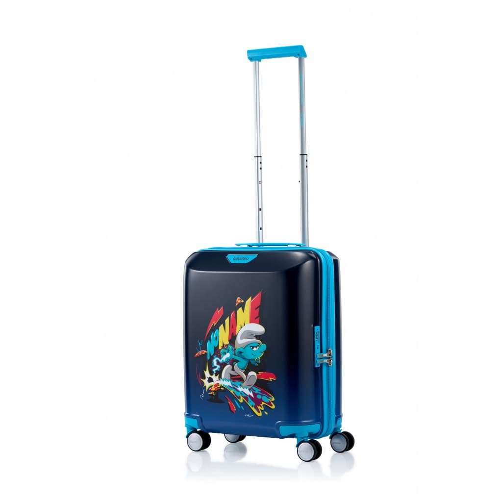 AMERICAN TOURISTER รุ่น AT X THE SMURFS SPINNER 52 กระเป๋าเดินทางล้อลาก 18 นิ้ว ดีไซน์สดใส ลิขสิทธิ์แท้จากเดอะ สเมิร์ฟส์ พร้อมฟังก์ชันครบครัน https://lnwchill.com