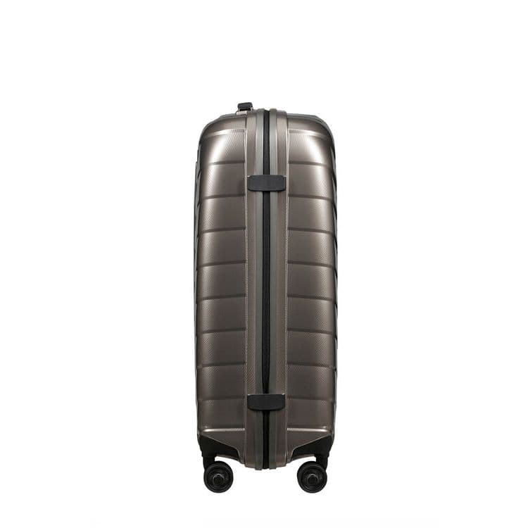 SAMSONITE รุ่น ATTRIX HARDSIDE SPINNER 69/25 กระเป๋าเดินทางล้อลาก 25 นิ้ว วัสดุ Roxkin™ สุดยอดนวัตกรรมความแข็งแกร่งและน้ำหนักเบาเพื่อการเดินทางที่เหนือกว่า https://lnwchill.com