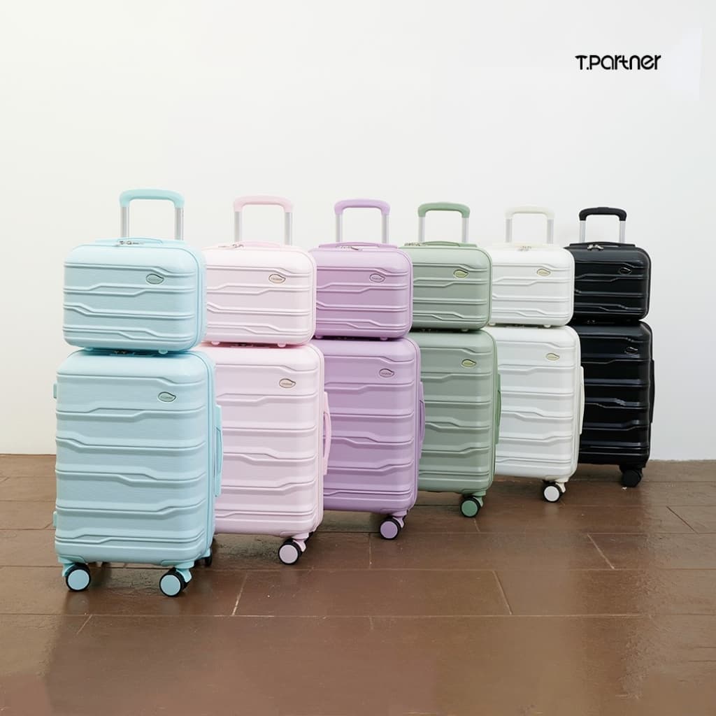 Tpartner รุ่น DELUXE SERIES กระเป๋าเดินทาง PC+ABS ผิวกันรอยขีดข่วน น้ำหนักเบา มีความยืดหยุ่นสูง รับแรงกระแทกได้ดี ดีไซน์สวยงาม ทันสมัย https://lnwchill.com
