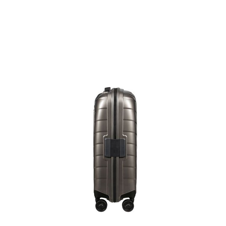 SAMSONITE รุ่น ATTRIX HARDSIDE SPINNER 55/20 EXP กระเป๋าเดินทาง 20 นิ้ว ขยายได้ วัสดุ Roxkin™ สุดแกร่ง น้ำหนักเบาพิเศษสำหรับขึ้นเครื่อง https://lnwchill.com