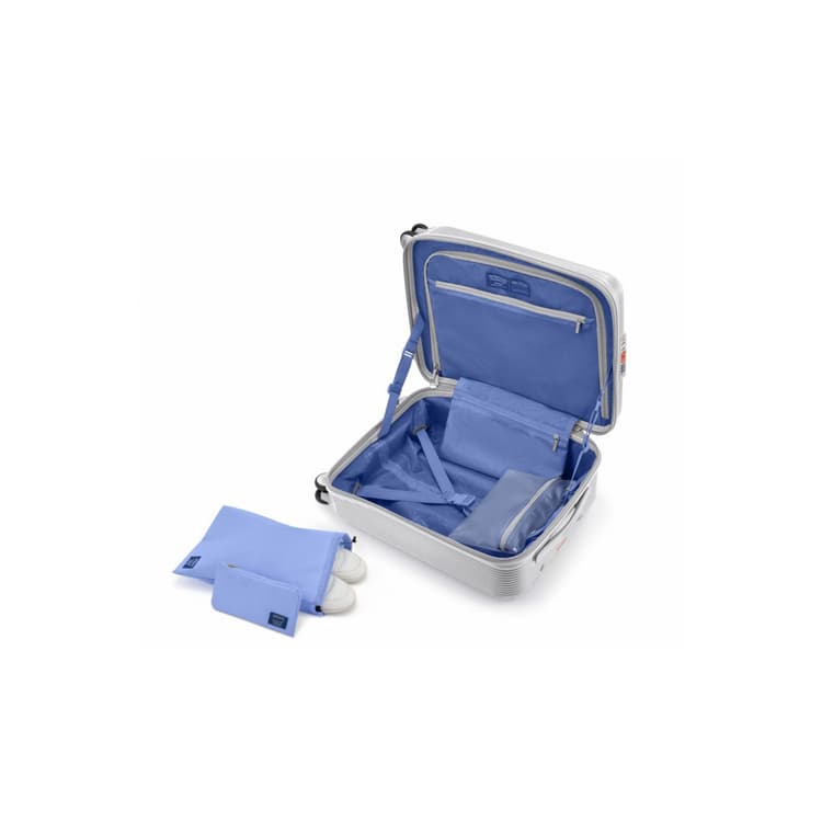 AMERICAN TOURISTER รุ่น MAXIVO SPINNER 55/20 TSA OS V2 กระเป๋าเดินทาง 20 นิ้ว ระบบห้ามล้อ StePause จัดเก็บสัมภาระจุใจด้วย PlentiVol™ 20:80 https://lnwchill.com
