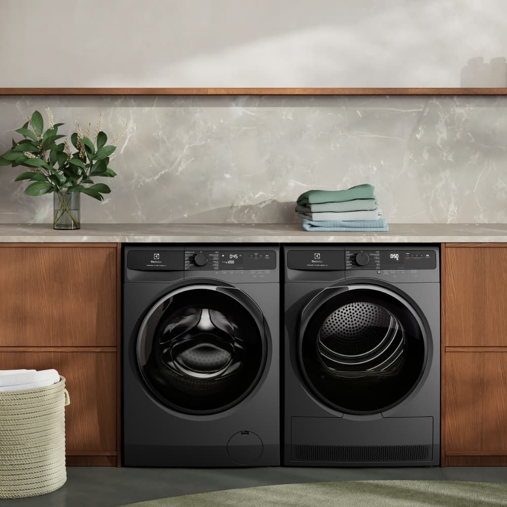 Electrolux รุ่น EWF9023P5SC เครื่องซักผ้าฝาหน้า 9 กก UltimateCare 500 สีเทาเข้ม เทคโนโลยี UltraMix ถนอมผ้าขจัดเชื้อโรค ติดตั้งฟรี https://lnwchill.com