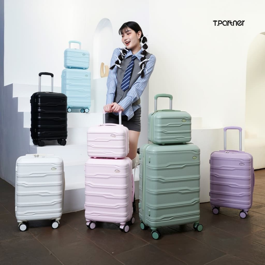 Tpartner รุ่น DELUXE SERIES กระเป๋าเดินทาง PC+ABS ผิวกันรอยขีดข่วน น้ำหนักเบา มีความยืดหยุ่นสูง รับแรงกระแทกได้ดี ดีไซน์สวยงาม ทันสมัย https://lnwchill.com
