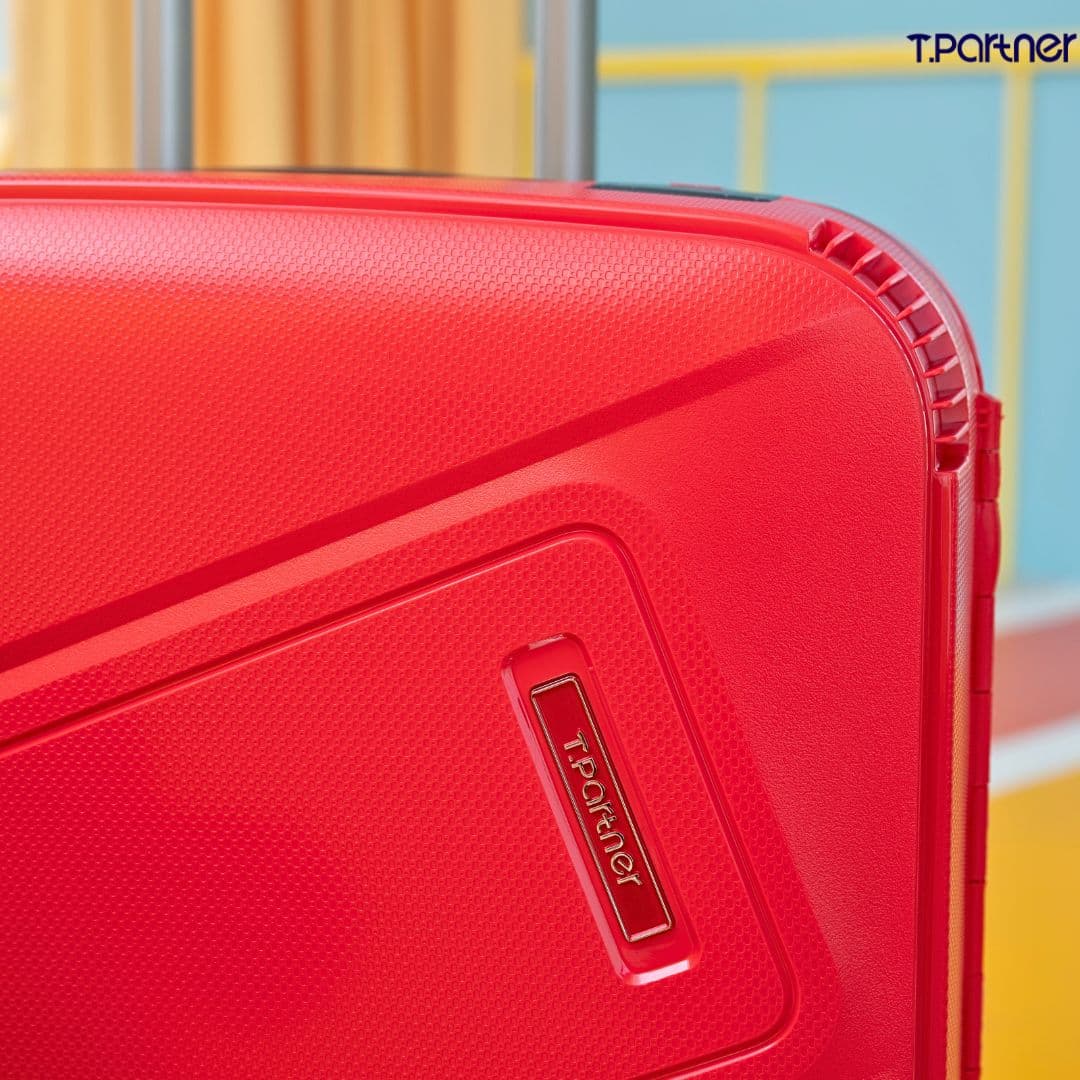 Tpartner รุ่น Click series กระเป๋าเดินทาง PP Hard Case แข็งแรงพิเศษ ระบบ Extra Security 4 Point Lock รับประกัน 3 ปี https://lnwchill.com