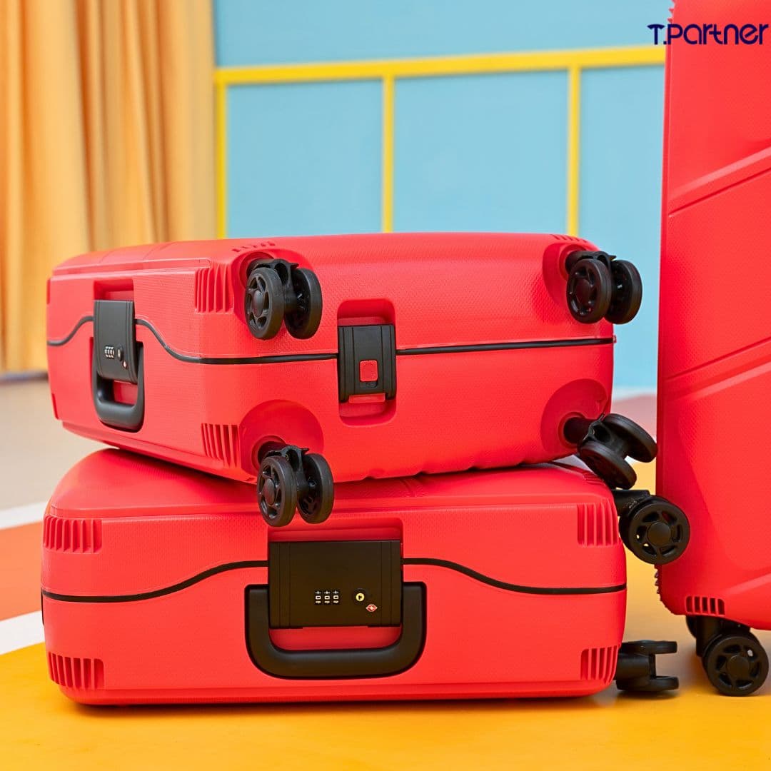 Tpartner รุ่น Click series กระเป๋าเดินทาง PP Hard Case แข็งแรงพิเศษ ระบบ Extra Security 4 Point Lock รับประกัน 3 ปี https://lnwchill.com