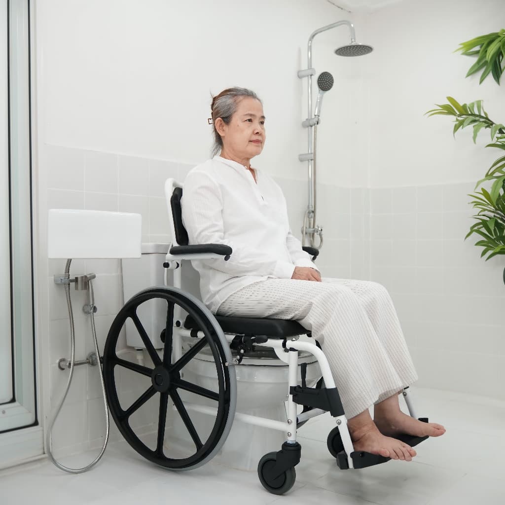 Synergy รุ่นเมอริท รถเข็นอาบน้ำ นั่งถ่าย คล่อมชักโครก อลูมิเนียมอัลลอยด์ https://lnwchill.com