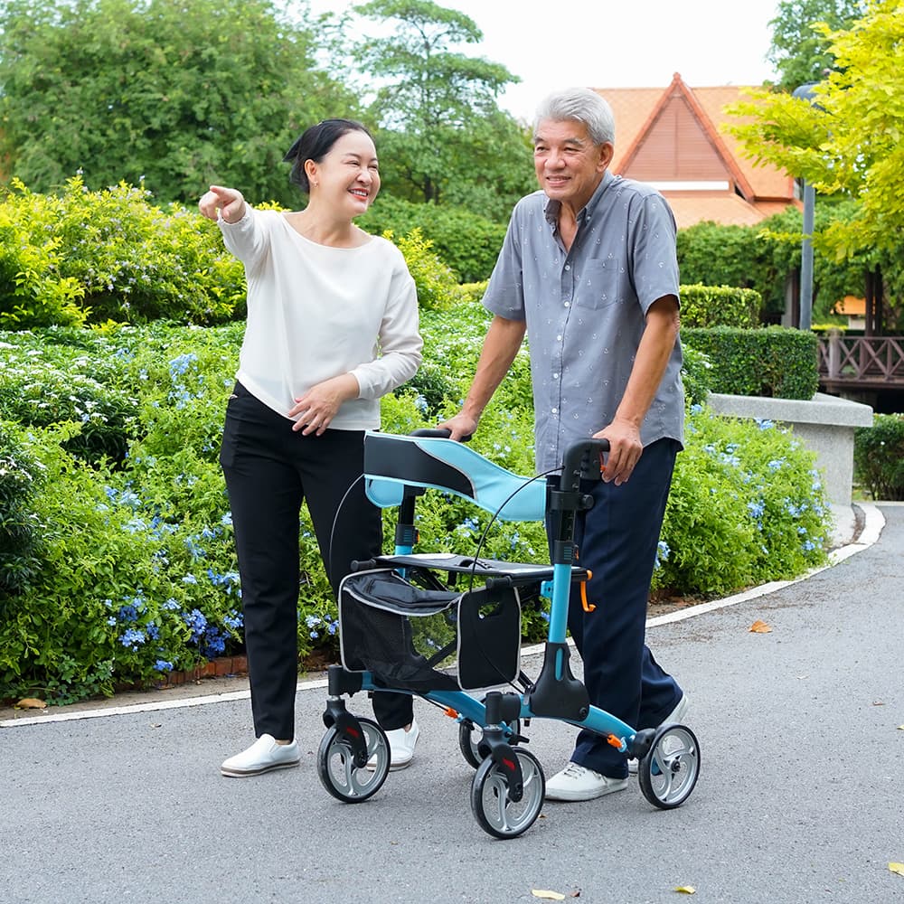 Synergy รุ่น GO Rollator รถเข็นพยุงเดิน รถเข็นหัดเดินผู้สูงอายุ ช่วยในการเดิน นั่งพักได้ พับเก็บง่าย น้ำหนักเบา https://lnwchill.com
